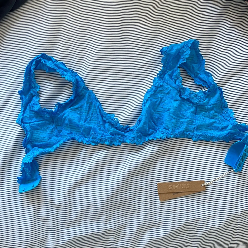 NWT mykonos blue skims bralette cap sleeve